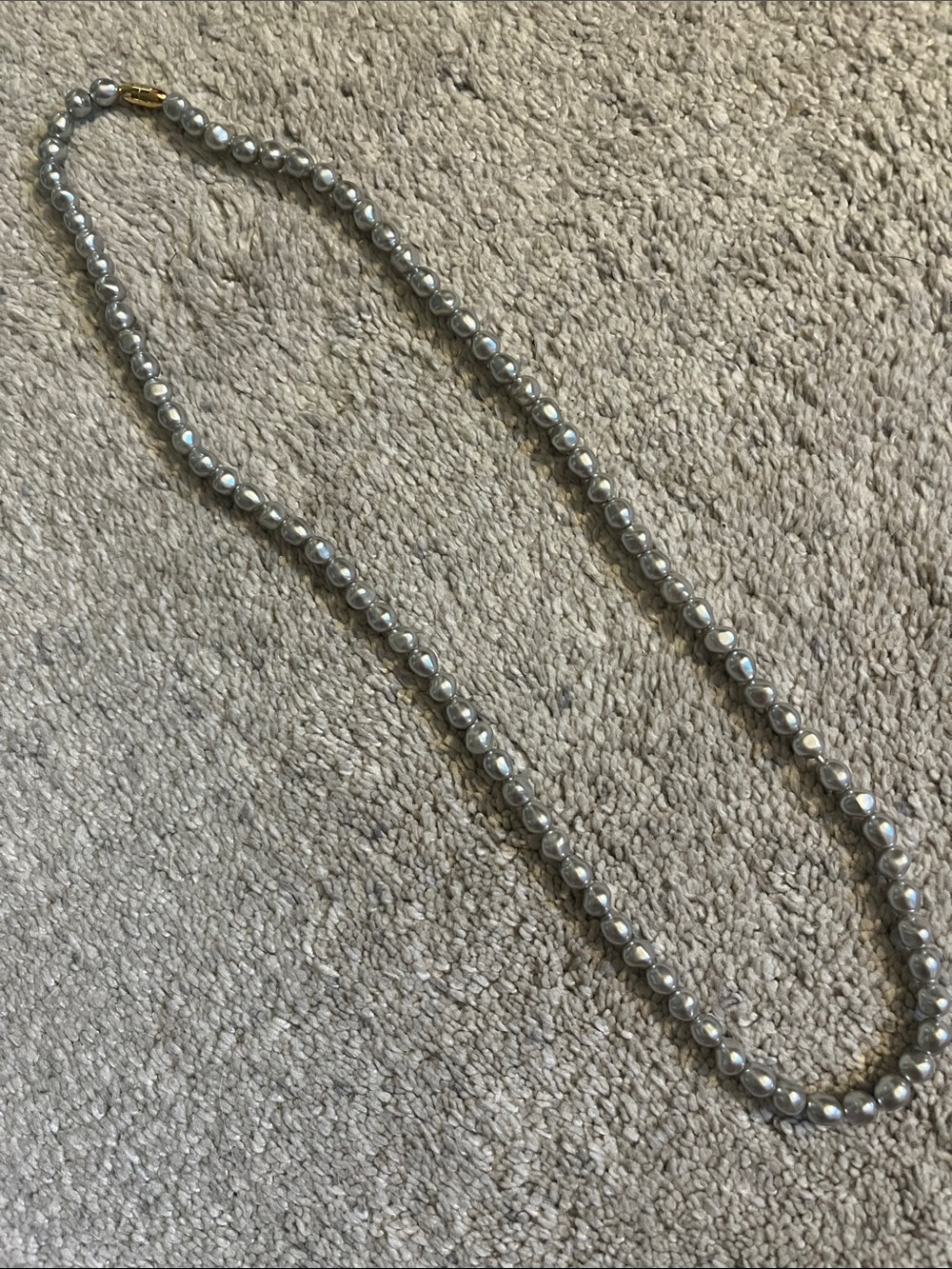 Vintage Faux Pearl Necklaces - Picture 4 of 5